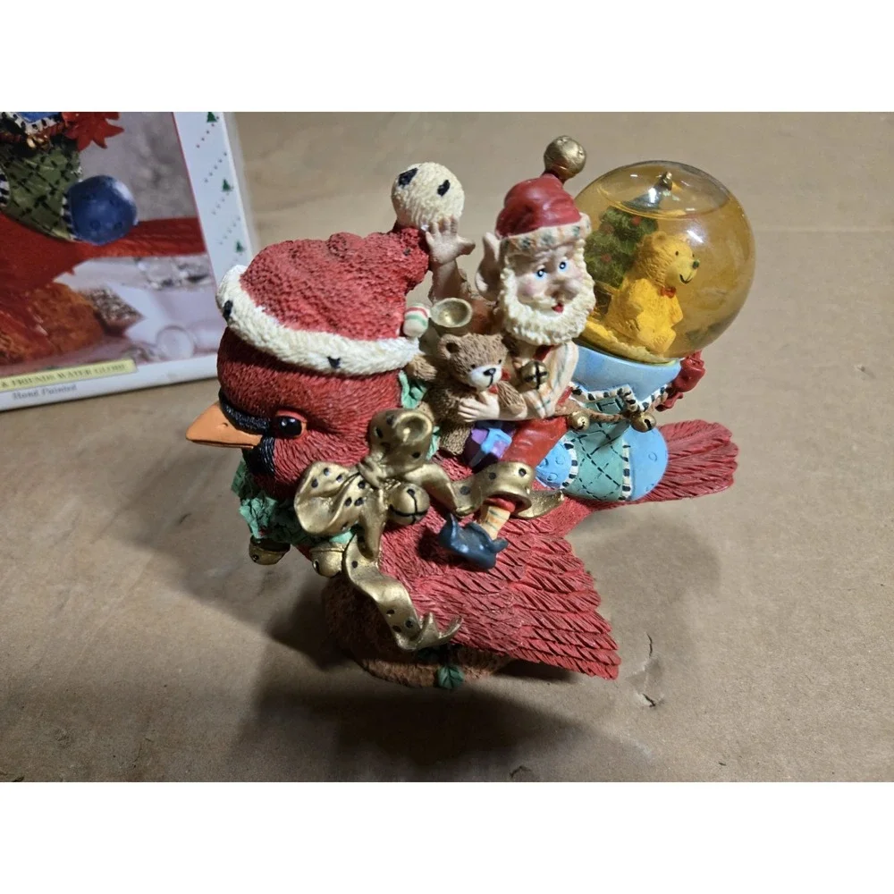 Vintage Holiday Time Cardinal Friends‎ Christmas Water Snow Globe